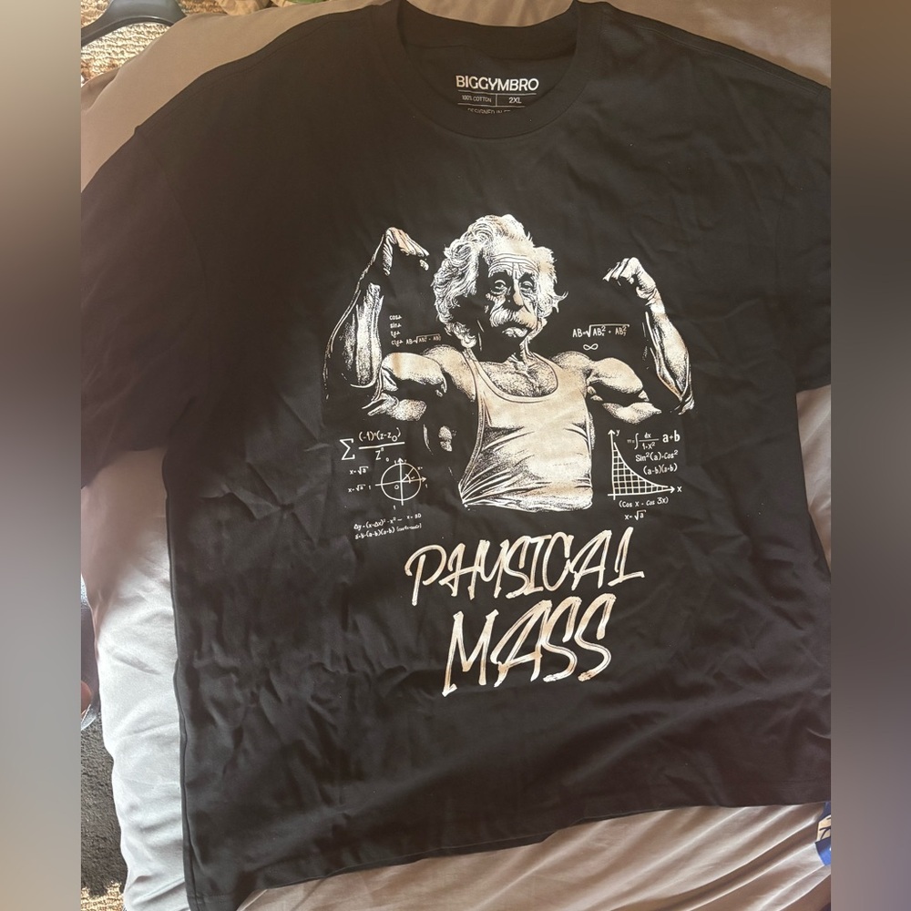 Graphic tee